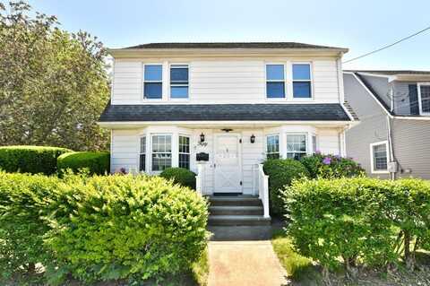 50 Fordham Street, Williston Park, NY 11596