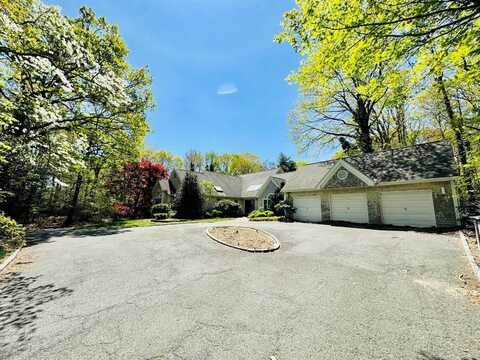 66 Cliff Road, Port Jefferson, NY 11777