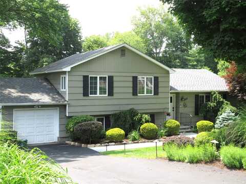 2485 Pine Grove Court, Yorktown Heights, NY 10598