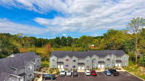 42 Levy Place, Saugerties, NY 12477