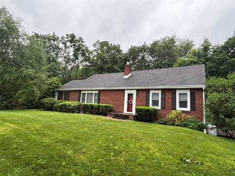 15 Orchard Road, Poughkeepsie, NY 12603