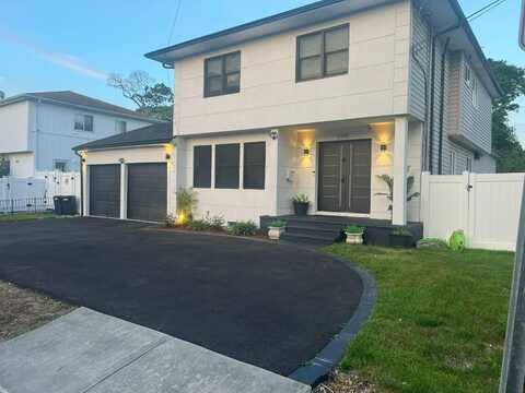 1095 Lynn Place, Woodmere, NY 11598