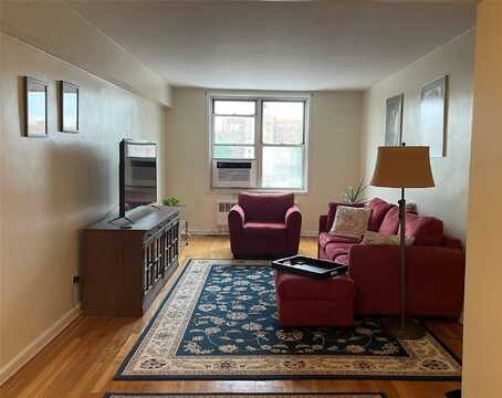 1430 Thieriot Avenue, Bronx, NY 10460