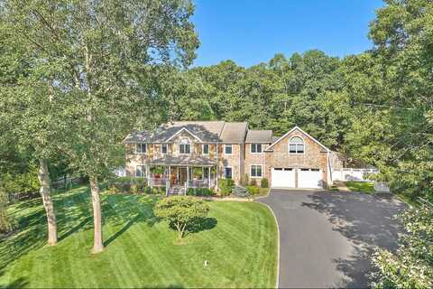 340 N Magee Street, Southampton, NY 11968