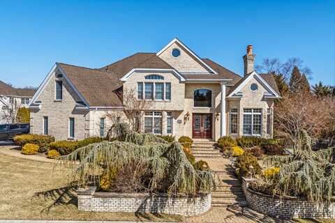 22 Turnberry Court, Dix Hills, NY 11746