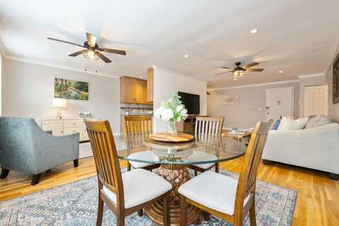 3 Birchwood Court, Mineola, NY 11501