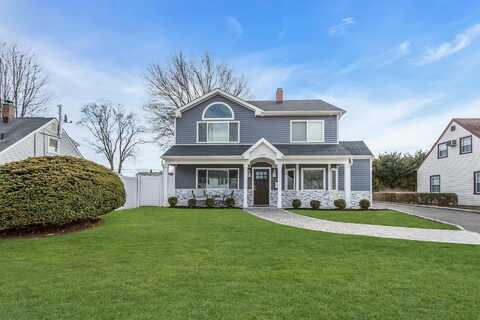 106 Hickory Lane, Levittown, NY 11756