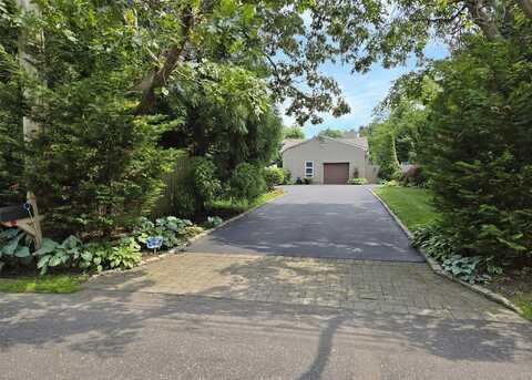 1778 Spur Drive S, Islip, NY 11751