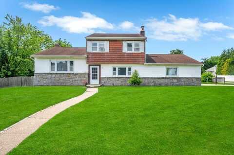 3 Melissa, Old Bethpage, NY 11804