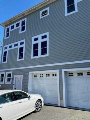 89 Clinton Avenue, New Rochelle, NY 10801