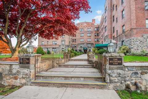 4784 Boston Post, Pelham, NY 10803