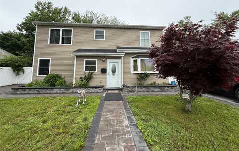 803 Bayview Avenue, Amityville, NY 11701