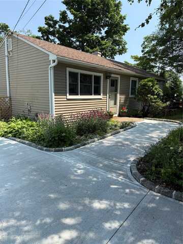 1016 Howells Road, Bay Shore, NY 11706