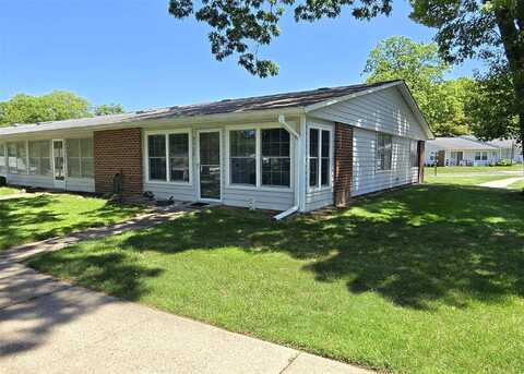 232 Blackpool Court, Ridge, NY 11961