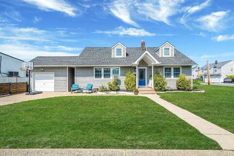 902 Sunrise Avenue, Bellmore, NY 11710