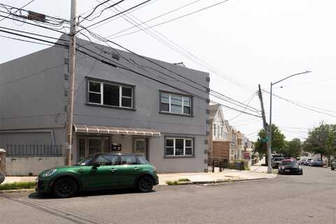 68-02 Jay Ave, Maspeth, NY 11378