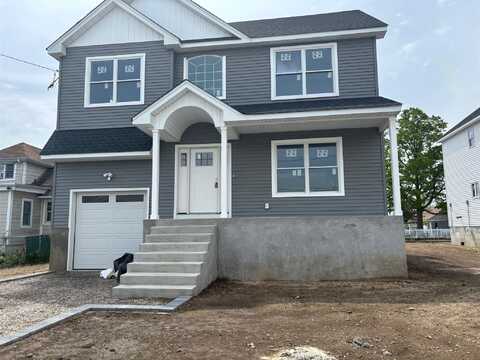 1116 Washington Place, Baldwin Harbor, NY 11510