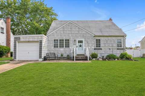 2693 Fox Road, Baldwin, NY 11510