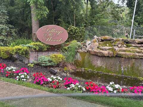 10 palm Court, Selden, NY 11784