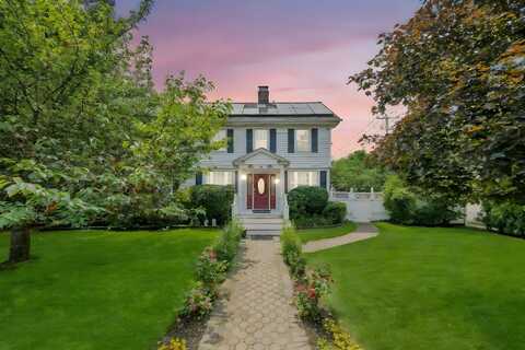 118 Grant Avenue, Albertson, NY 11507