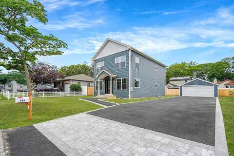 159 Mohawk Street, Ronkonkoma, NY 11779