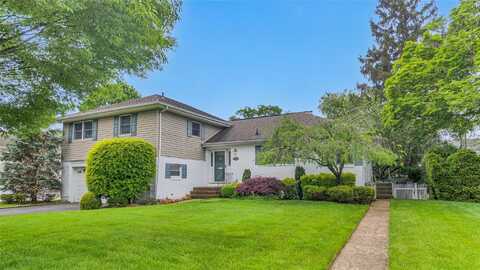 136 Lee Road, Garden City, NY 11530