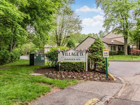 143 Flintlock Way, Yorktown Heights, NY 10598