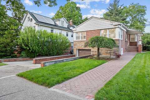 8043 Utopia Parkway, Jamaica, NY 11432