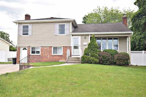 2 Walnut Drive, Syosset, NY 11791