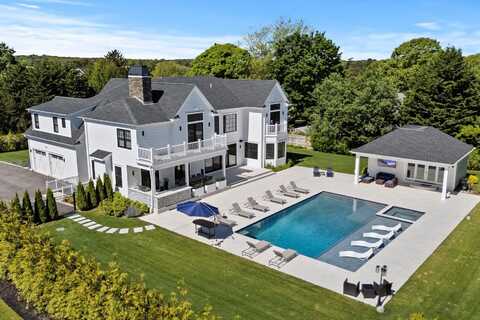 58 Country Club Drive, Southampton, NY 11968
