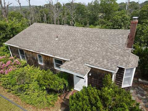 33 Oceanview Road, Hampton Bays, NY 11946