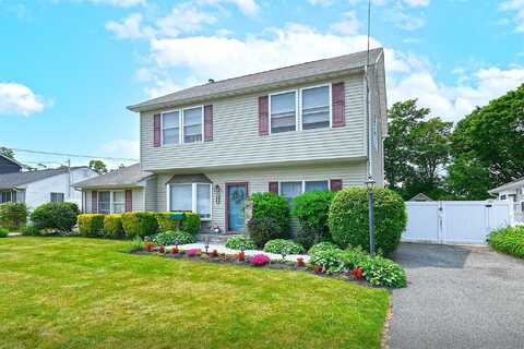 1426 Lombardy Boulevard, Bay Shore, NY 11706