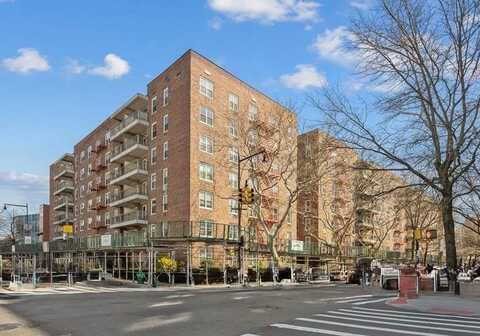 142-05 Roosevelt Avenue, Flushing, NY 11354