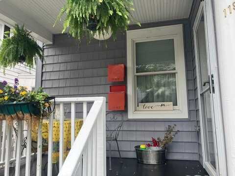 119 Roslyn Avenue, Sea Cliff, NY 11579