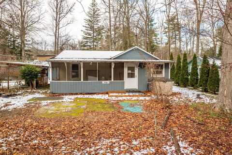 3 Avenue E, Godeffroy, NY 12729