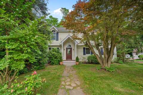 29 Aberdeen Drive, Huntington, NY 11743