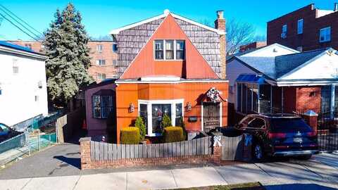 1561 E 98th Street, Brooklyn, NY 11236