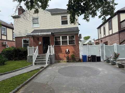 7308 187th Street, Fresh Meadows, NY 11366