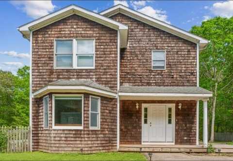 484 NORTH MAGEE Street, Southampton, NY 11968