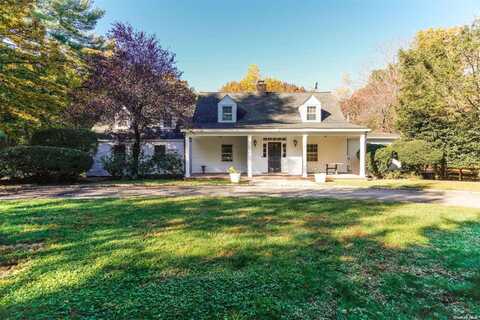 85 Weir Lane, Locust Valley, NY 11560