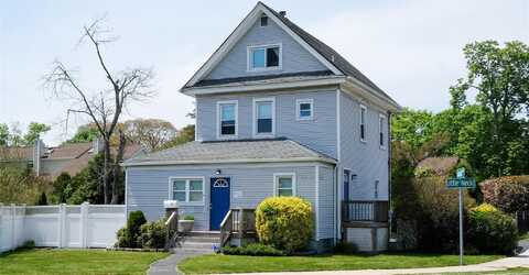 224 Little East Neck Road, West Babylon, NY 11704