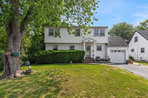 1741 Meadowbrook Road, Merrick, NY 11566