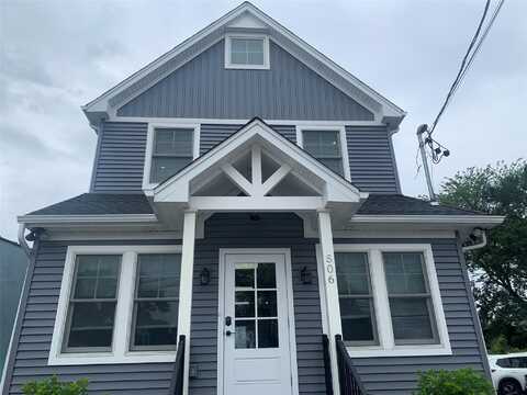506 Lakeview Avenue, Rockville Centre, NY 11570