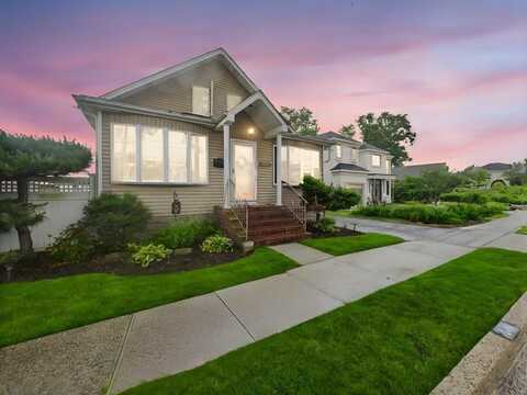 2491 Tonquin Street, East Meadow, NY 11554