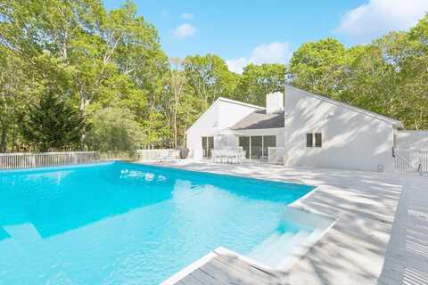 108 Merchants, Sagaponack, NY 11962