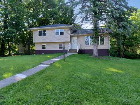 14 Laddie Road, Middletown, NY 10941
