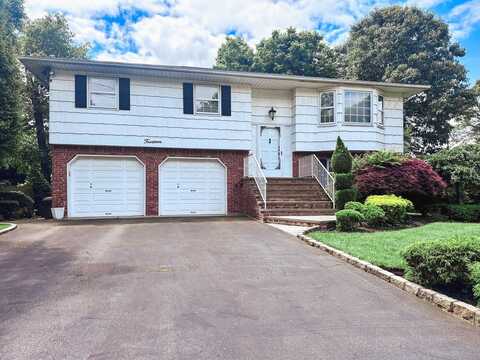 14 Scott Street, Dix Hills, NY 11746