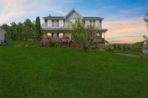 27 Salk Drive, Highland, NY 12528