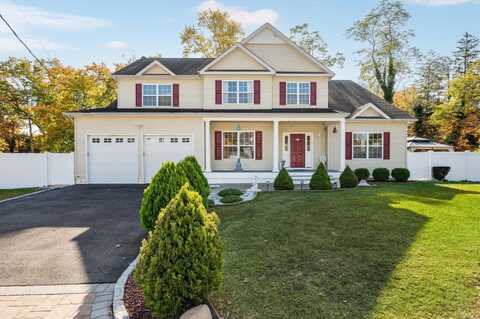 2 Undset Court, Dix Hills, NY 11746