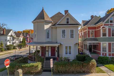 32 Balding Avenue, Poughkeepsie, NY 12601
